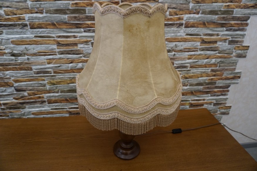 LAMPA ORZECHOWA NABLATOWA STOJĄCA 45/45 CM