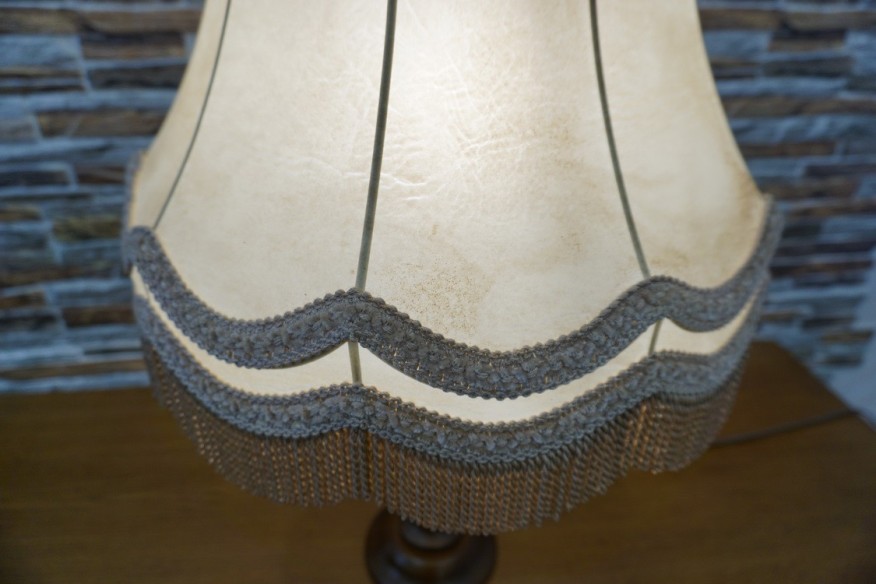 LAMPA ORZECHOWA NABLATOWA STOJĄCA 45/45 CM