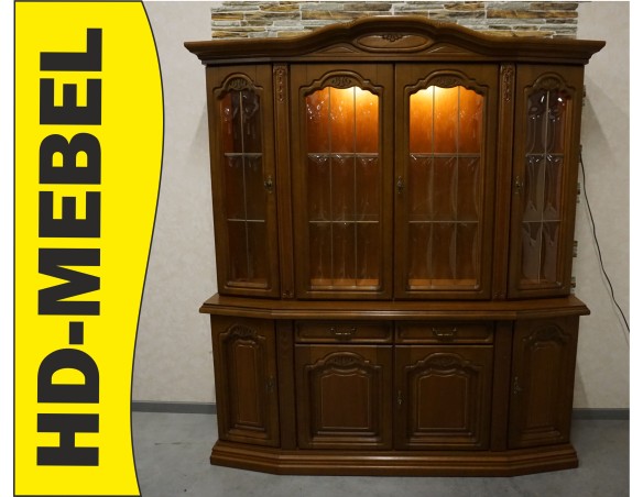 WITRYNA Z KOMODĄ ORZECHOWA PODŚWIETLANA SZER. 175 CM