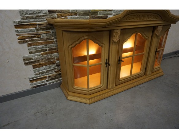 WITRYNKA WISZĄCA JASNY DĄB PODŚWIETLANA SZER. 145 CM