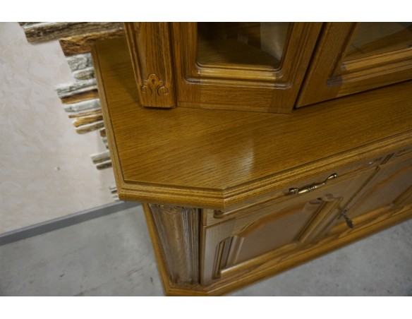 WITRYNA Z KOMODĄ DĘBOWA PODŚWIETLANA 5 DRZWIOWA SZER. 160 CM