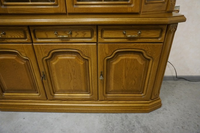 WITRYNA Z KOMODĄ DĘBOWA PODŚWIETLANA 5 DRZWIOWA...