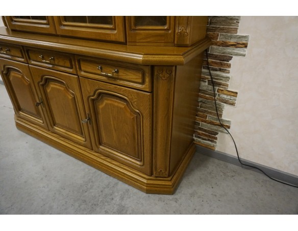 WITRYNA Z KOMODĄ DĘBOWA PODŚWIETLANA 5 DRZWIOWA SZER. 160 CM