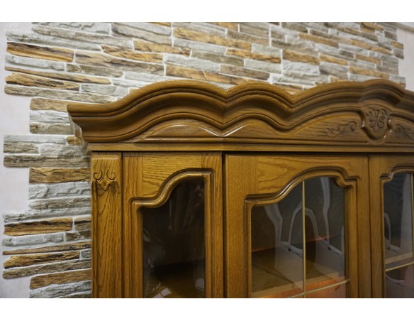 WITRYNA Z KOMODĄ DĘBOWA PODŚWIETLANA 5 DRZWIOWA SZER. 160 CM