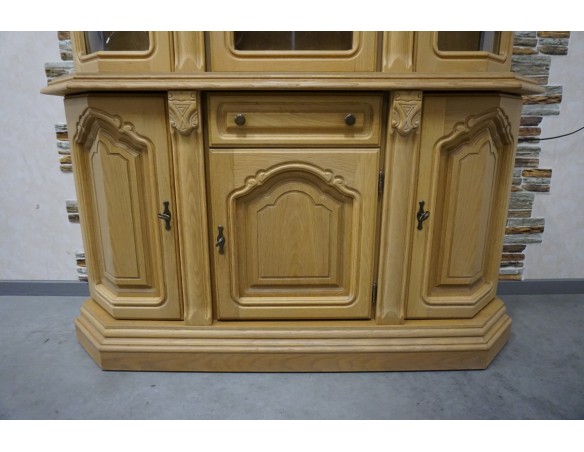 WITRYNA Z KOMODĄ  JASNA PODŚWIETLANA SZER. 140 CM