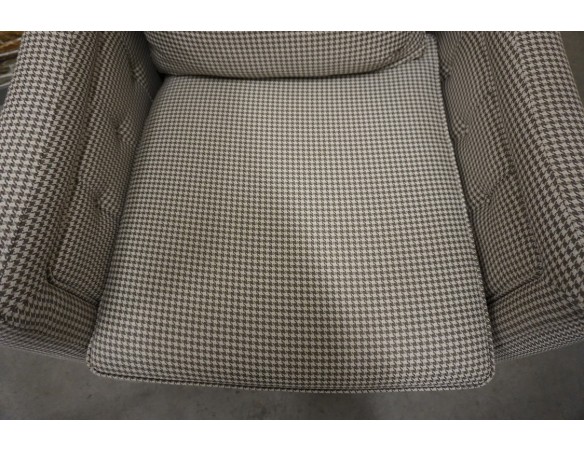 FOTEL DUŻY JASNY MATERIAŁOWY SZER. 82 CM