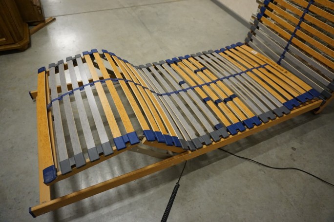 STELAŻ ELEKTRYCZNY 100x200 CM NA PILOTA