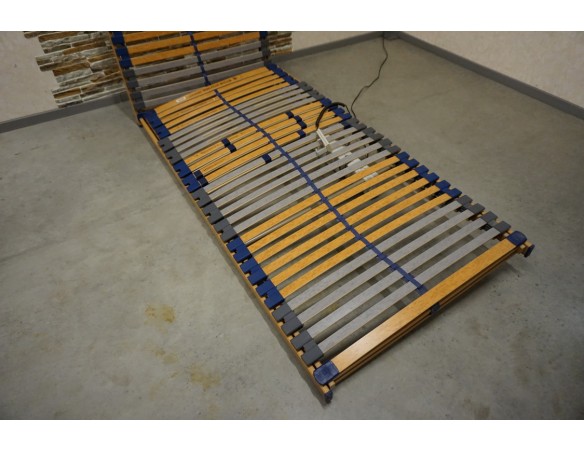 STELAŻ ELEKTRYCZNY 100x200 CM NA PILOTA