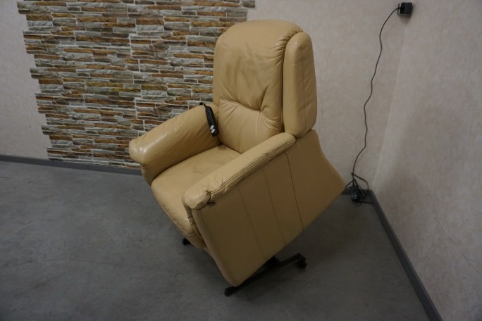 FOTEL ELEKTRYCZNY NA PILOTA SKÓRA NATURALNA...