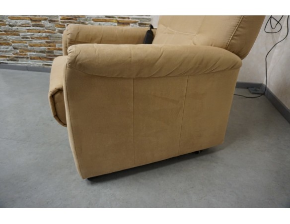 FOTEL ELEKTRYCZNY NA PILOTA Z FUNKCJA POMOCY WSTAWANIA 3w1