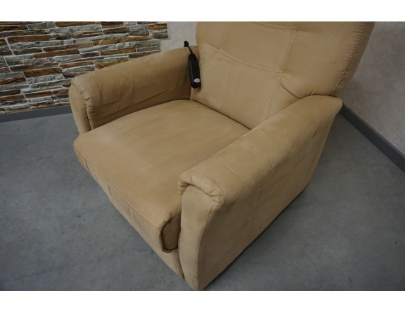 FOTEL ELEKTRYCZNY NA PILOTA Z FUNKCJA POMOCY WSTAWANIA 3w1