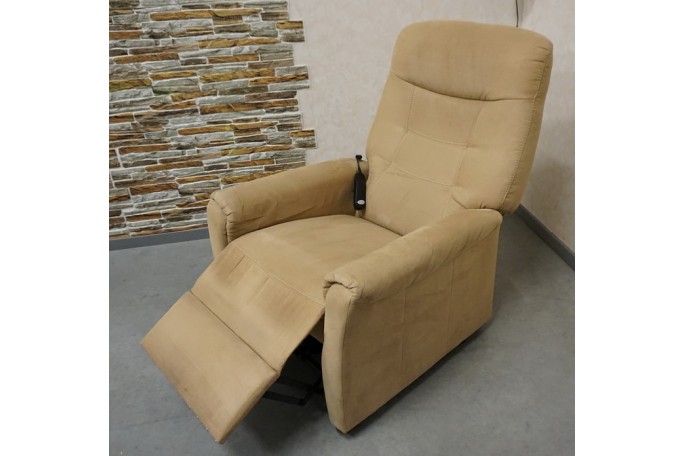 FOTEL ELEKTRYCZNY NA PILOTA Z FUNKCJA POMOCY...