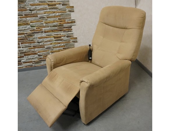 FOTEL ELEKTRYCZNY NA PILOTA Z FUNKCJA POMOCY WSTAWANIA 3w1