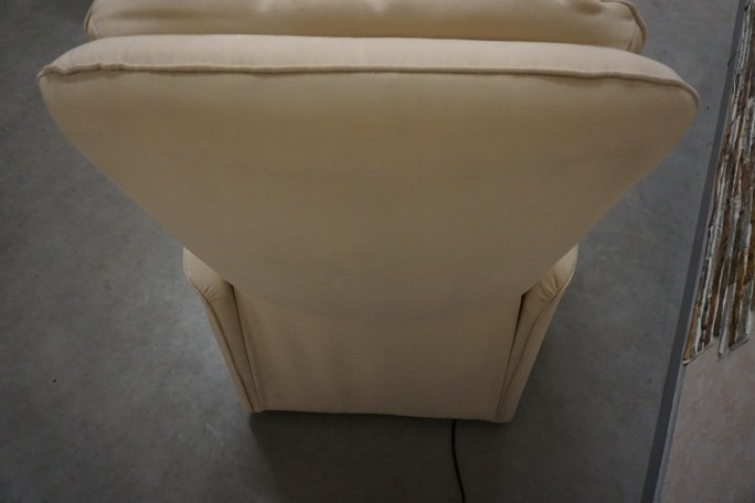 FOTEL ELEKTRYCZNY NA PILOTA HUKLA Z FUNKCJA...