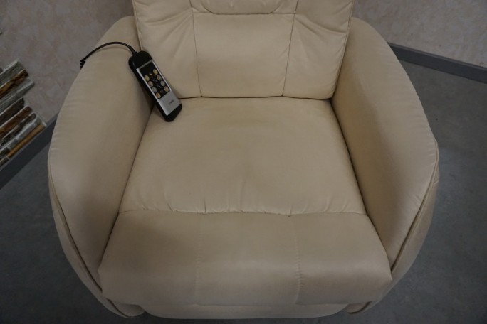 FOTEL ELEKTRYCZNY NA PILOTA HUKLA Z FUNKCJA...