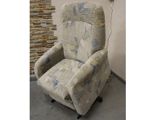 FOTEL ELEKTRYCZNY NA PILOTA FUNKCJA POMOCY WSTAWANIA 3w1 2