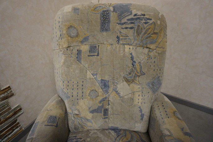 FOTEL ELEKTRYCZNY NA PILOTA FUNKCJA POMOCY...