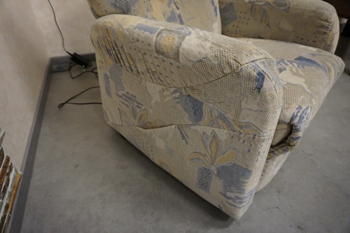 FOTEL ELEKTRYCZNY NA PILOTA FUNKCJA POMOCY...