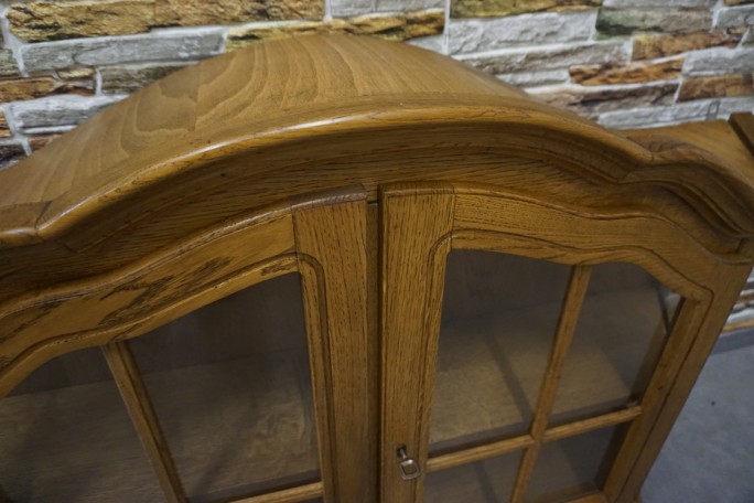 WITRYNA WISZĄCA DĘBOWA SZER. 135 CM