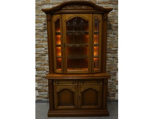 WITRYNA Z KOMODĄ ORZECH PODŚWIETLANA SZER. 118 CM 2