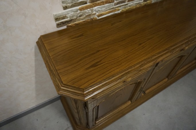 KOMODA DĘBOWA 4 DRZWIOWA SZER. 218 CM