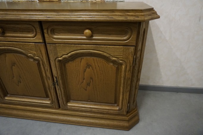 KOMODA DĘBOWA 4 DRZWIOWA SZER. 218 CM