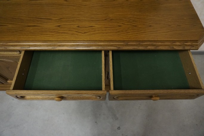 KOMODA DĘBOWA 4 DRZWIOWA SZER. 218 CM