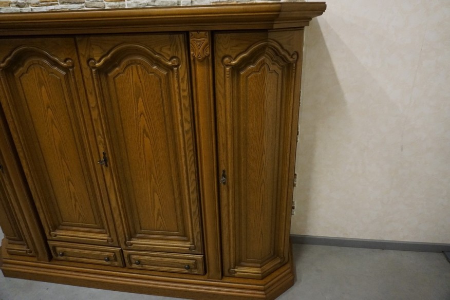 WYSOKA KOMODA DĄB DĘBOWA 4 DRZWIOWA SZER. 190 CM