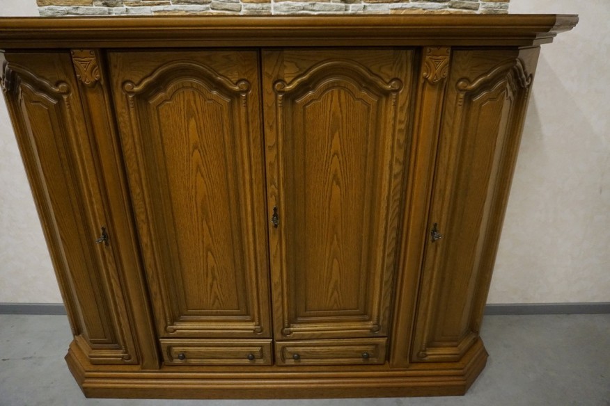 WYSOKA KOMODA DĄB DĘBOWA 4 DRZWIOWA SZER. 190 CM