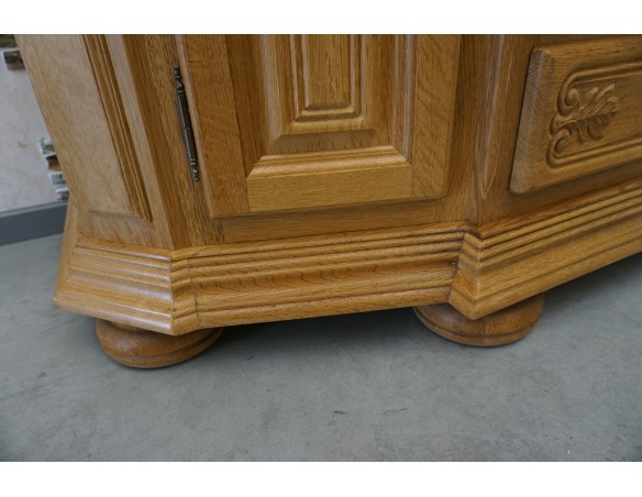 WITRYNA PRZEPIĘKNA KREDENS Z LITEGO DĘBU PODŚWIETLANA SZER. 170 CM