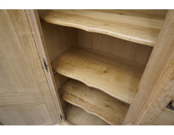 WITRYNA KREDENS JASNY LITY DĄB PODŚWIETALANA SZER. 232 CM