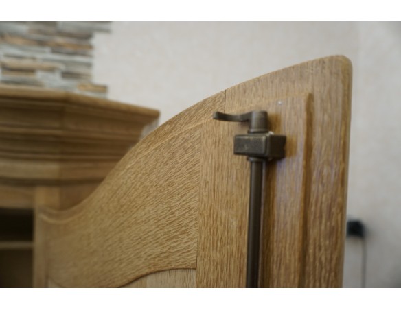 WITRYNA KREDENS JASNY LITY DĄB PODŚWIETALANA SZER. 232 CM