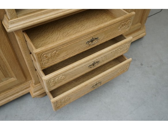 WITRYNA KREDENS JASNY LITY DĄB PODŚWIETALANA SZER. 232 CM