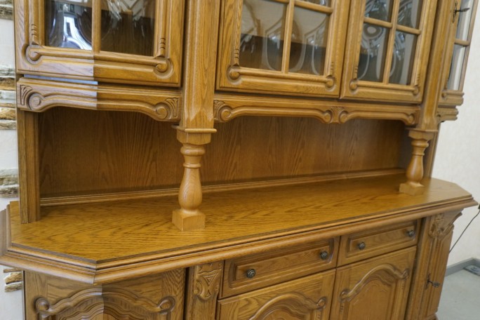 WITRYNA Z KOMODĄ - KREDENS PODŚWIETLANA SZER....