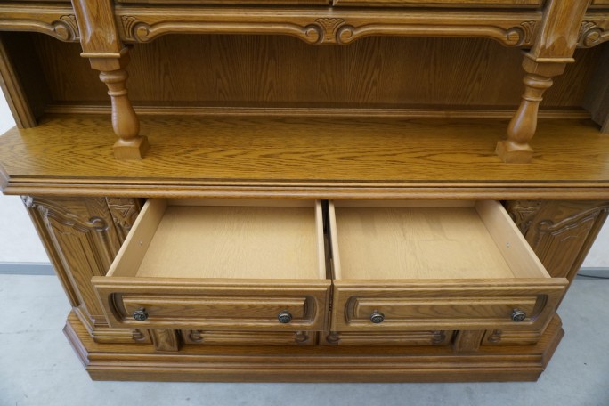 WITRYNA Z KOMODĄ - KREDENS PODŚWIETLANA SZER....