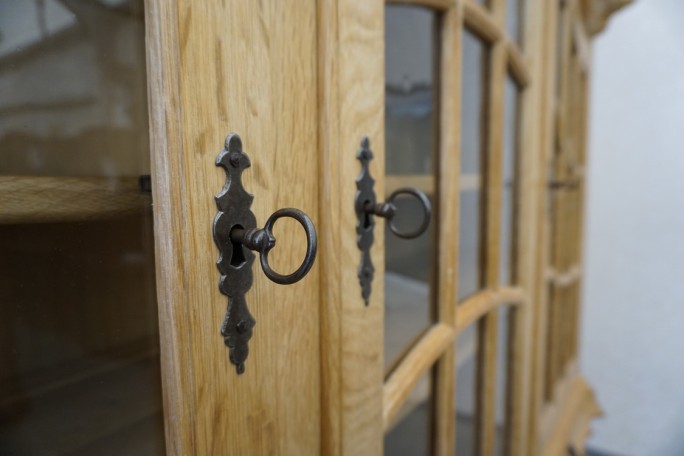 WITRYNA Z KOMODĄ LITY DĄB DĘBOWA SZER. 205 CM