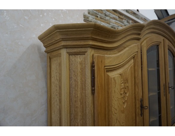 WITRYNA Z KOMODĄ LITY DĄB 8 DRZWIOWA SZER. 275 CM