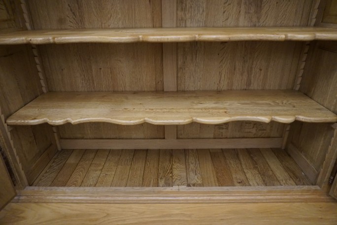 WITRYNA Z KOMODĄ LITY DĄB 8 DRZWIOWA SZER. 275 CM