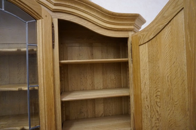 WITRYNA Z KOMODĄ LITY DĄB 8 DRZWIOWA SZER. 275 CM