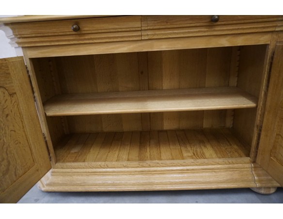 WITRYNA Z KOMODĄ LITY DĄB 8 DRZWIOWA SZER. 275 CM