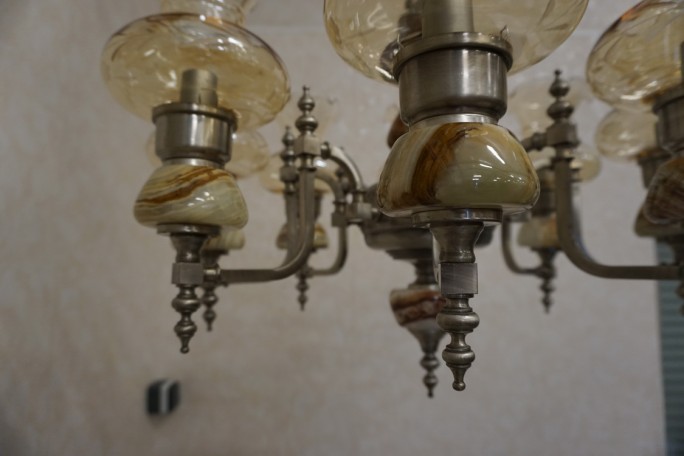 ŻYRANDOL WISZĄCY 8 KLOSZY 60/60 CM