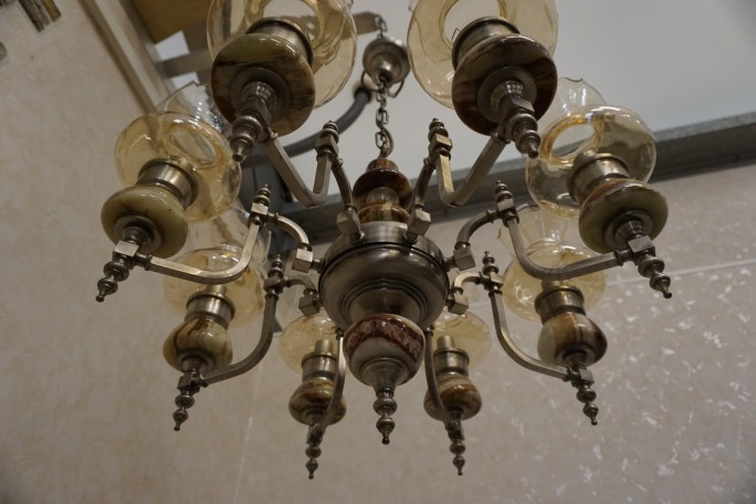 ŻYRANDOL WISZĄCY 8 KLOSZY 60/60 CM