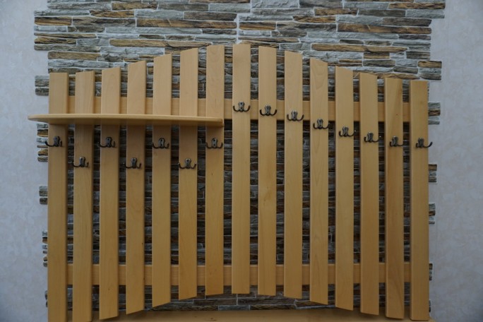 WIESZAK DO PRZEDPOKOJU DUŻY JASNY BUK SZER. 170 CM