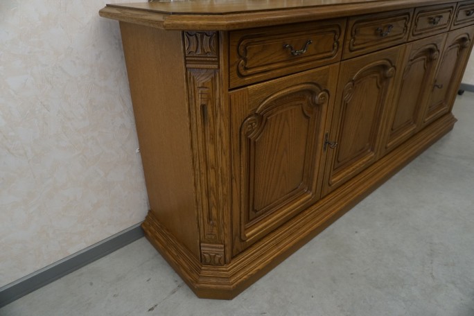 KOMODA DĘBOWA 4 DRZWIOWA SZER. 215 CM