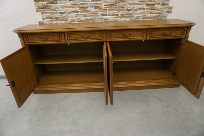 KOMODA DĘBOWA 4 DRZWIOWA SZER. 215 CM