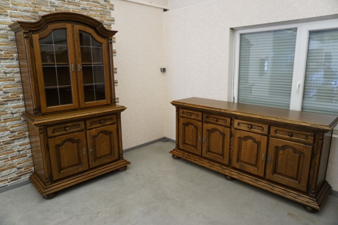 WITRYNA Z KOMODĄ DĘBOWA CIEMNA 4 DRZWIOWA SZER....