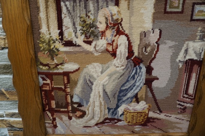 OBRAZ W DREWNIANEJ RAMIE SZER. 59 CM