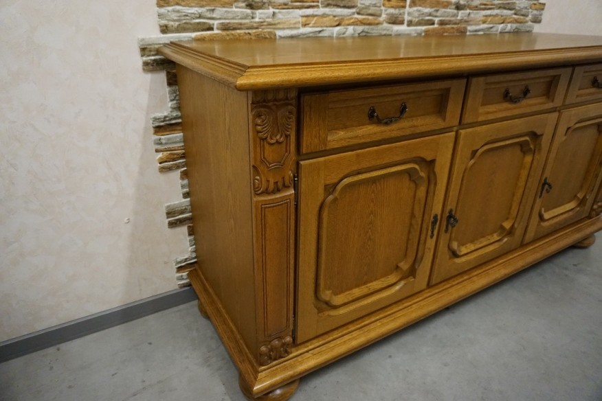 KOMODA DĘBOWA 3 DRZWIOWA SZER. 178 CM