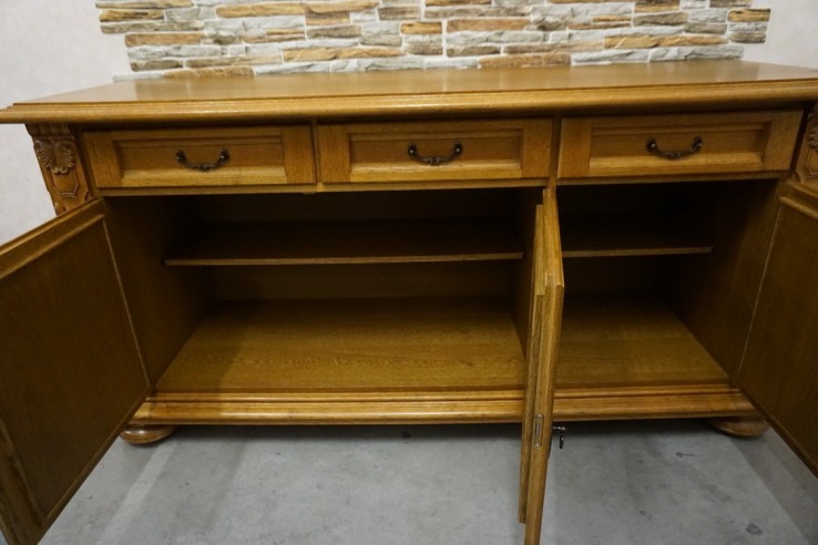 KOMODA DĘBOWA 3 DRZWIOWA SZER. 178 CM