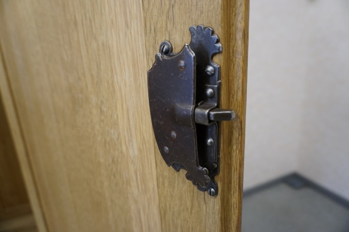 SZAFA Z LITEGO DĘBU 1 DRZWIOWA SZER. 100 CM